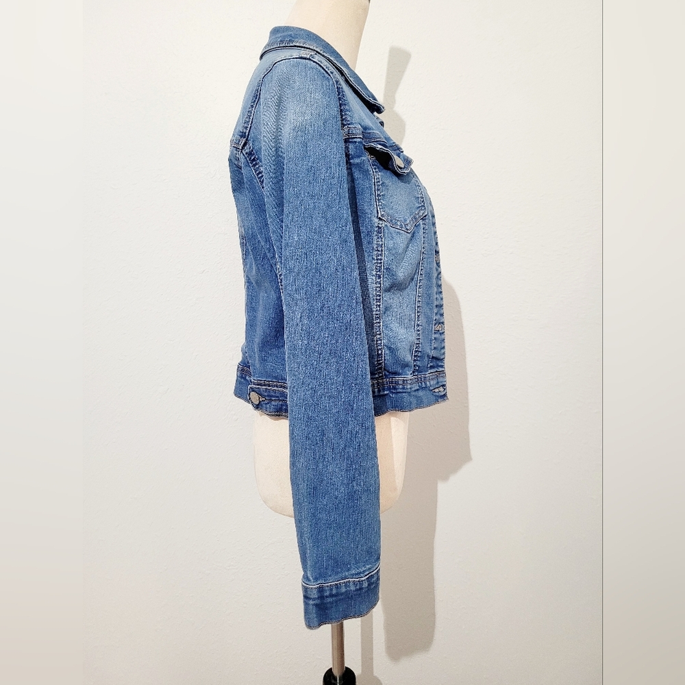 Wax Jean Trucker Denim Jacket Womens Size Medium Stretch Cropped Medium Wash - Picture 4 of 12